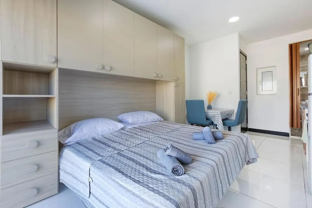 Studio Penthouse Tax Biex Ta Xbiex Apartment
